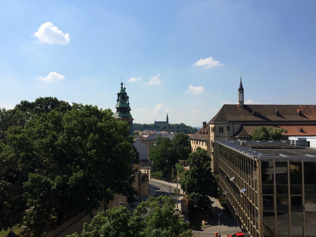 Charles Square Hostel Prag Exteriör bild